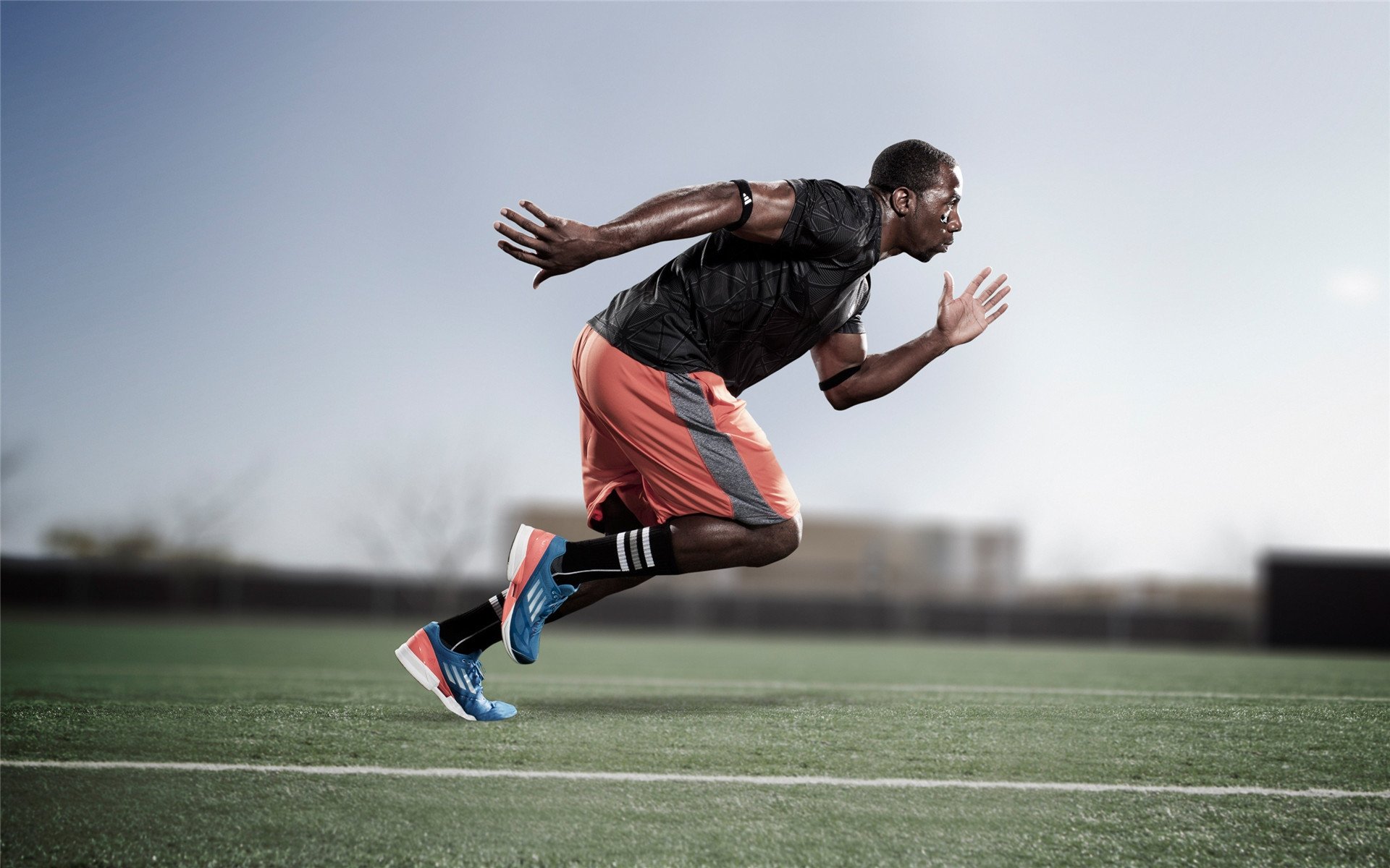 开云体育充值-“青训基地引入先进科技，助推青少年技术进步”，青年训练营活动策划